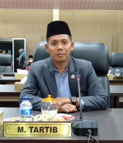 Anggota DPRD Kepulauan Meranti, Dr M Tartib